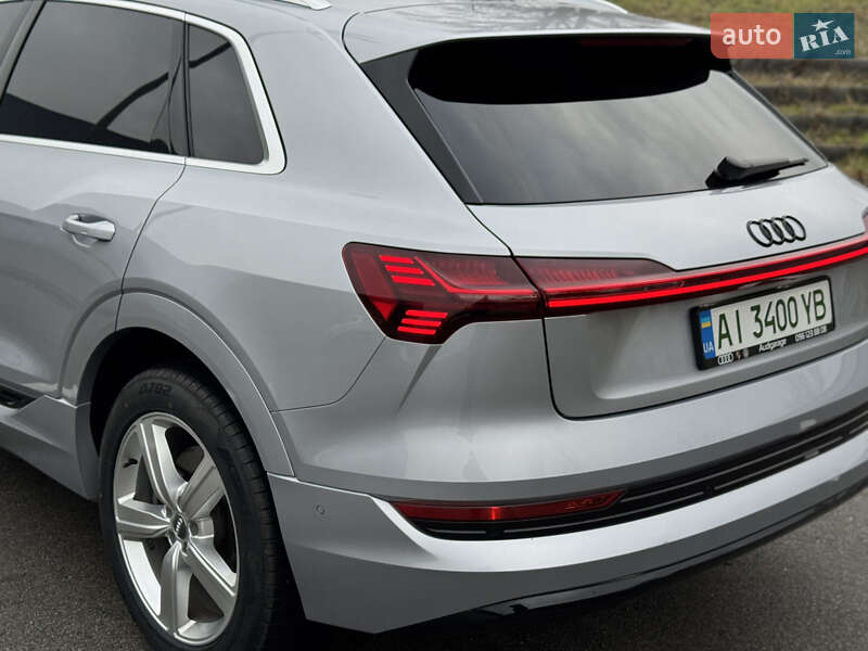 Внедорожник / Кроссовер Audi e-tron 2019 в Киеве фото 10 Внедорожник / Кроссовер Audi e-tron 2019 в Киеве