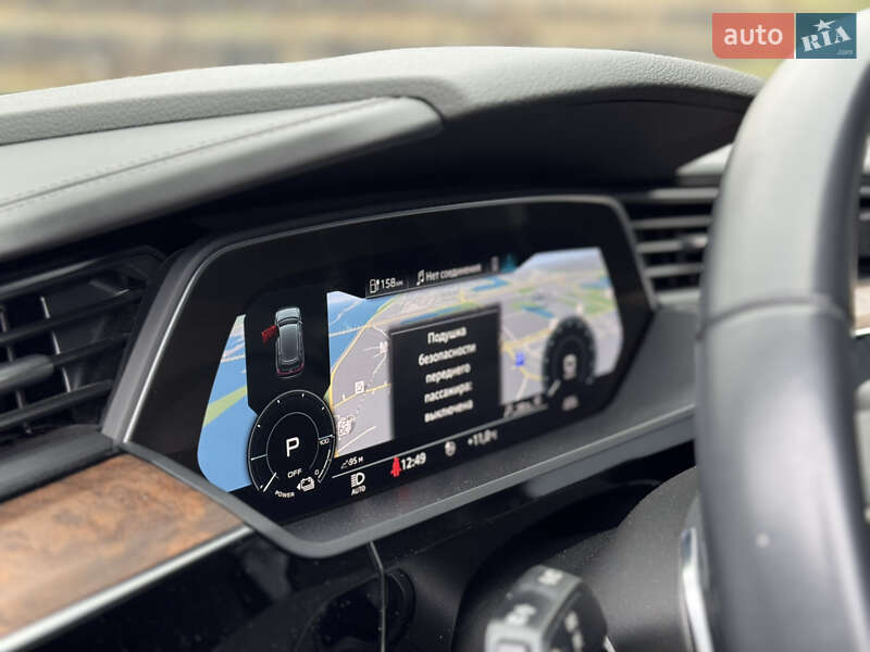 Внедорожник / Кроссовер Audi e-tron 2019 в Киеве фото 16 Внедорожник / Кроссовер Audi e-tron 2019 в Киеве