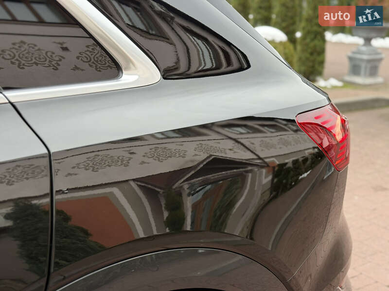 Позашляховик / Кросовер Audi e-tron 2020 в Стрию