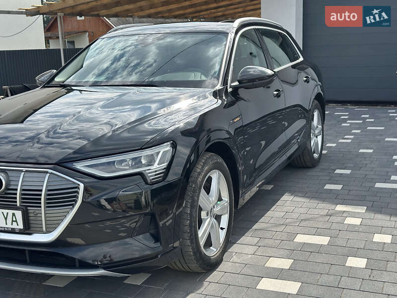 Позашляховик / Кросовер Audi e-tron 2020 в Коломиї