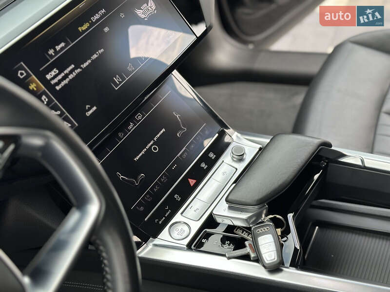 Позашляховик / Кросовер Audi e-tron 2020 в Коломиї