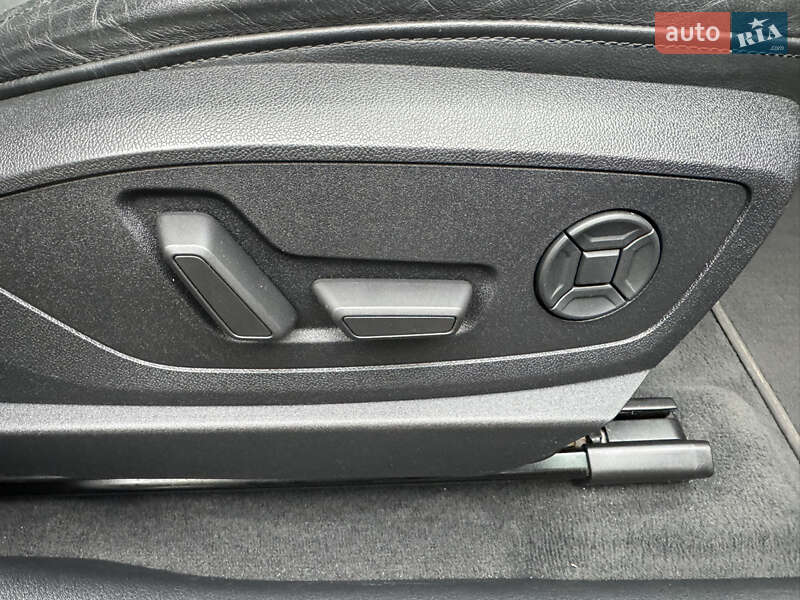 Позашляховик / Кросовер Audi e-tron 2020 в Харкові фото 31 Позашляховик / Кросовер Audi e-tron 2020 в Харкові