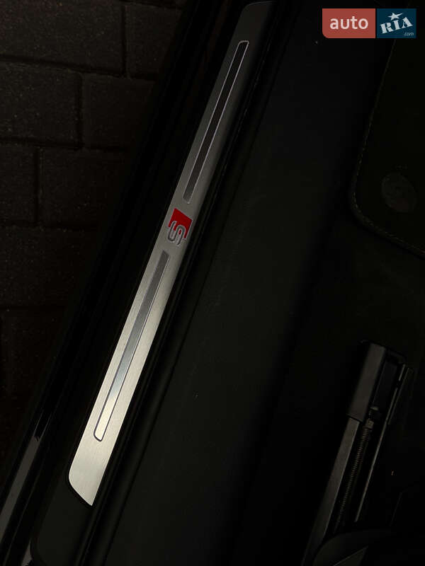 Внедорожник / Кроссовер Audi e-tron 2019 в Харькове