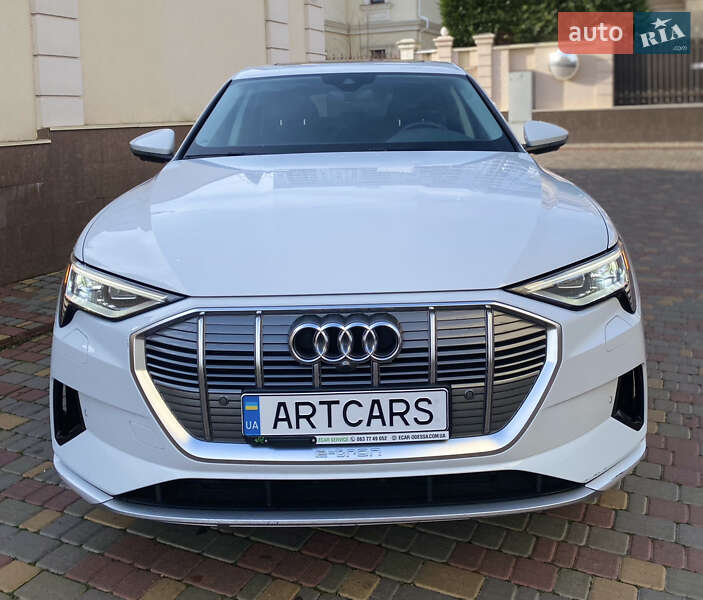 Внедорожник / Кроссовер Audi e-tron 2020 в Одессе