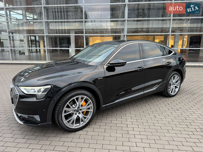 Позашляховик / Кросовер Audi e-tron 2023 в Хмельницькому фото 15 Позашляховик / Кросовер Audi e-tron 2023 в Хмельницькому