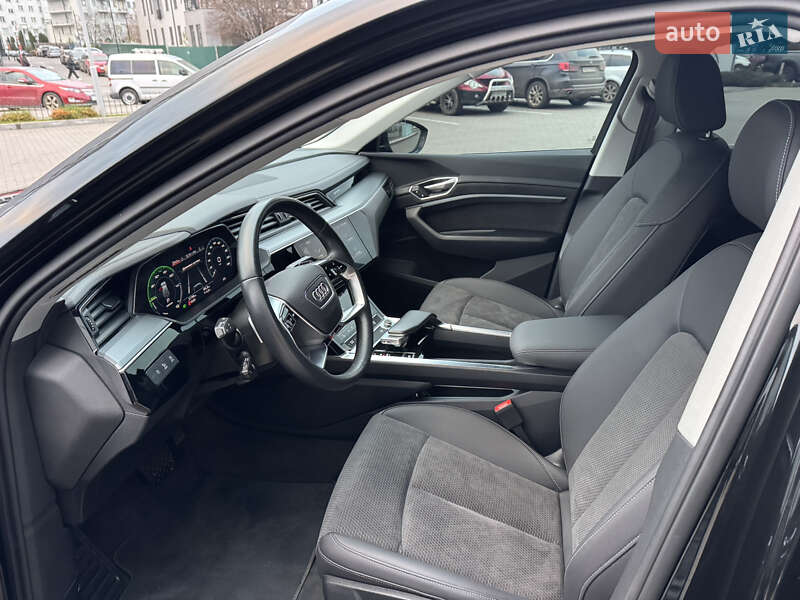Позашляховик / Кросовер Audi e-tron 2023 в Хмельницькому фото 44 Позашляховик / Кросовер Audi e-tron 2023 в Хмельницькому