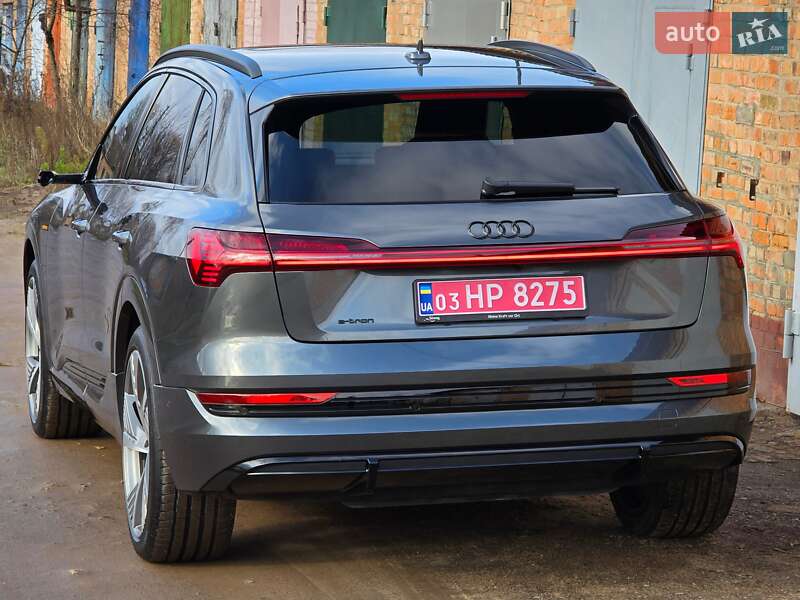 Внедорожник / Кроссовер Audi e-tron 2022 в Житомире