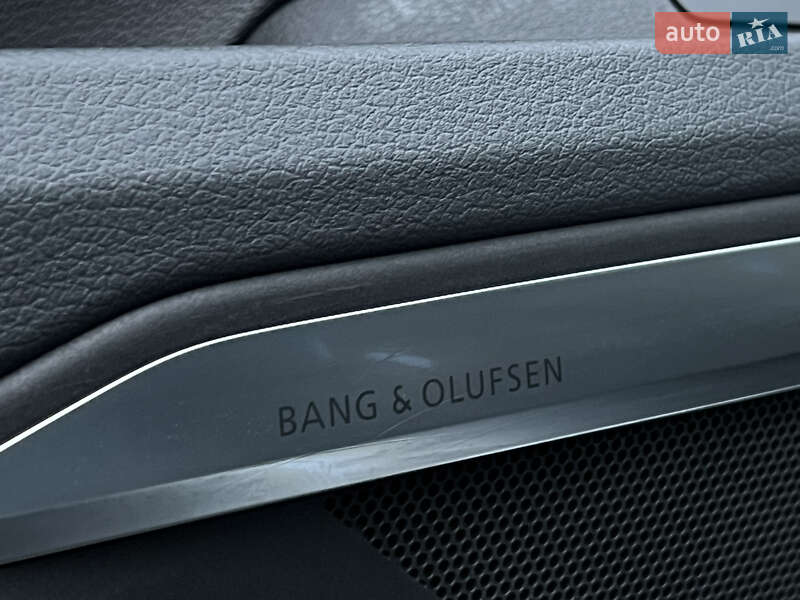 Позашляховик / Кросовер Audi e-tron 2022 в Луцьку