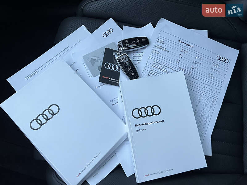 Позашляховик / Кросовер Audi e-tron 2022 в Луцьку