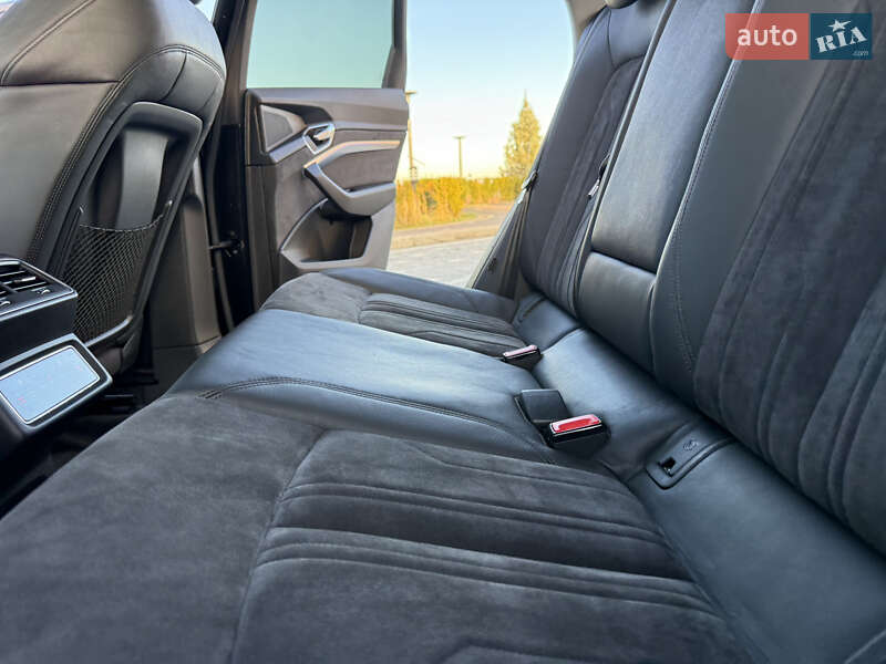 Внедорожник / Кроссовер Audi e-tron 2020 в Львове фото 81 Внедорожник / Кроссовер Audi e-tron 2020 в Львове