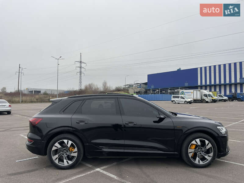 Внедорожник / Кроссовер Audi e-tron 2022 в Ровно фото 6 Внедорожник / Кроссовер Audi e-tron 2022 в Ровно
