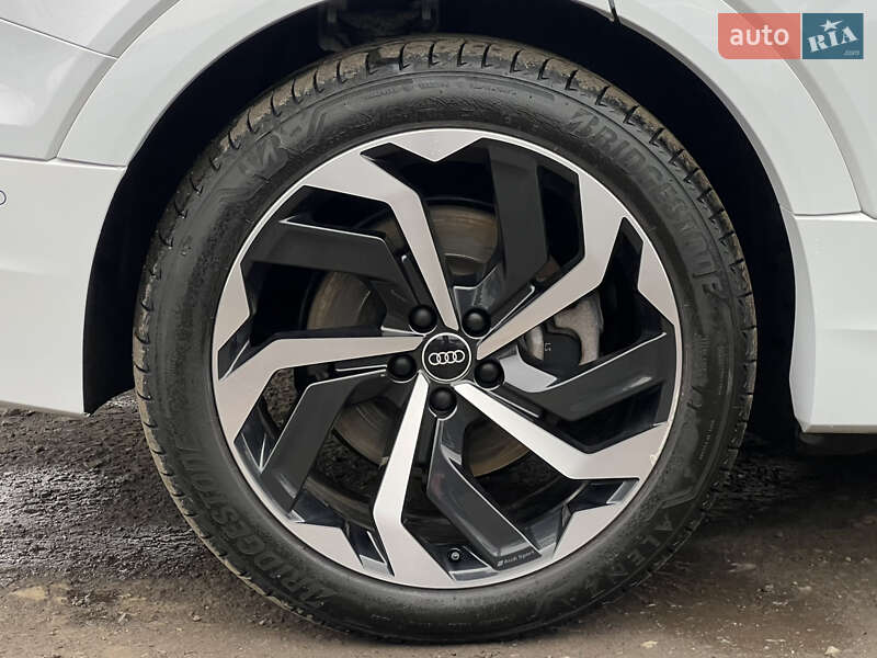 Внедорожник / Кроссовер Audi e-tron 2023 в Луцке