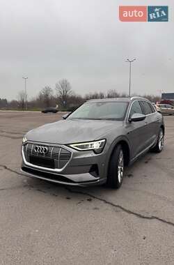 Внедорожник / Кроссовер Audi e-tron 2020 в Львове