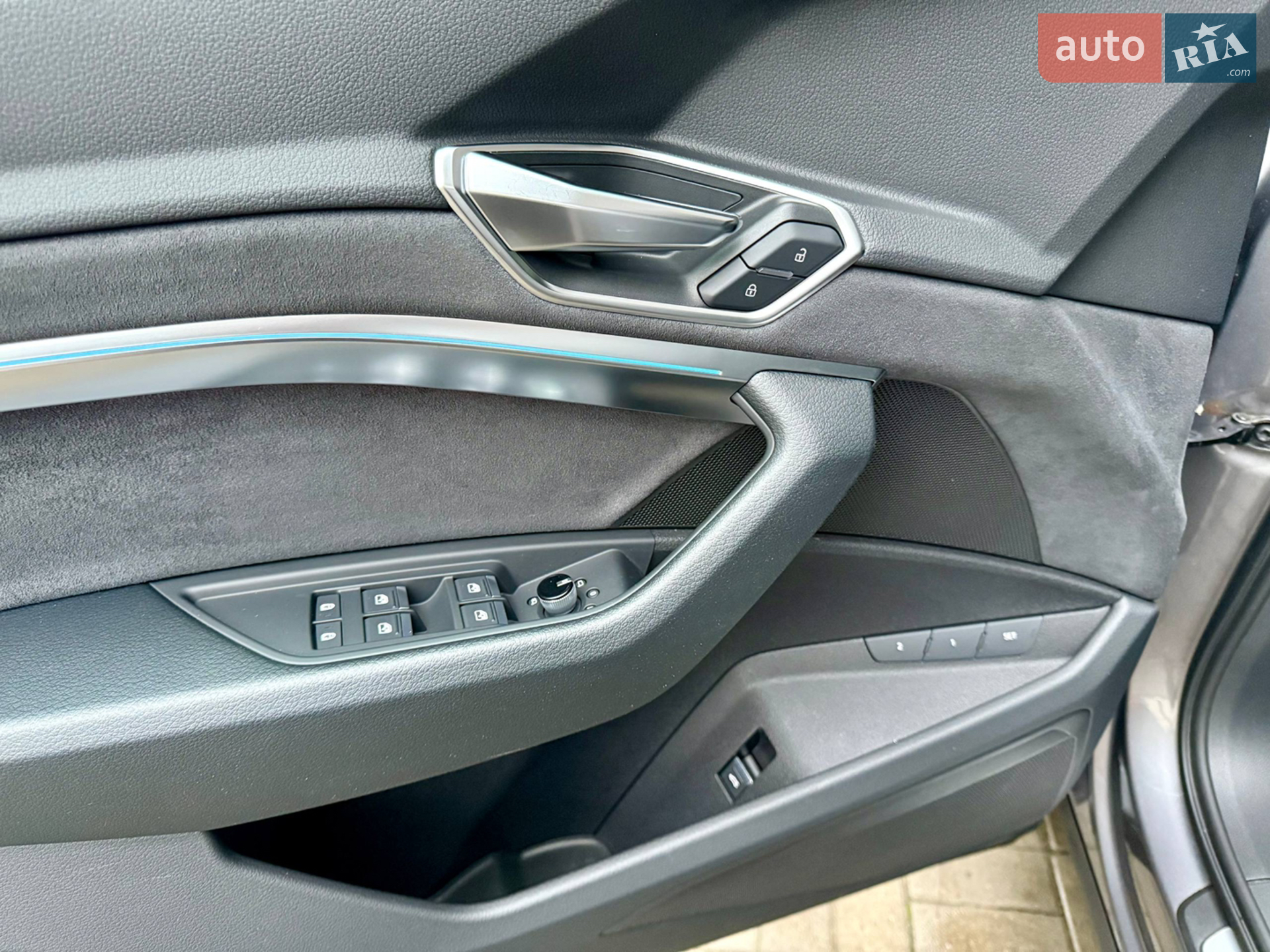 2022 Audi e-tron - мініатюра 30