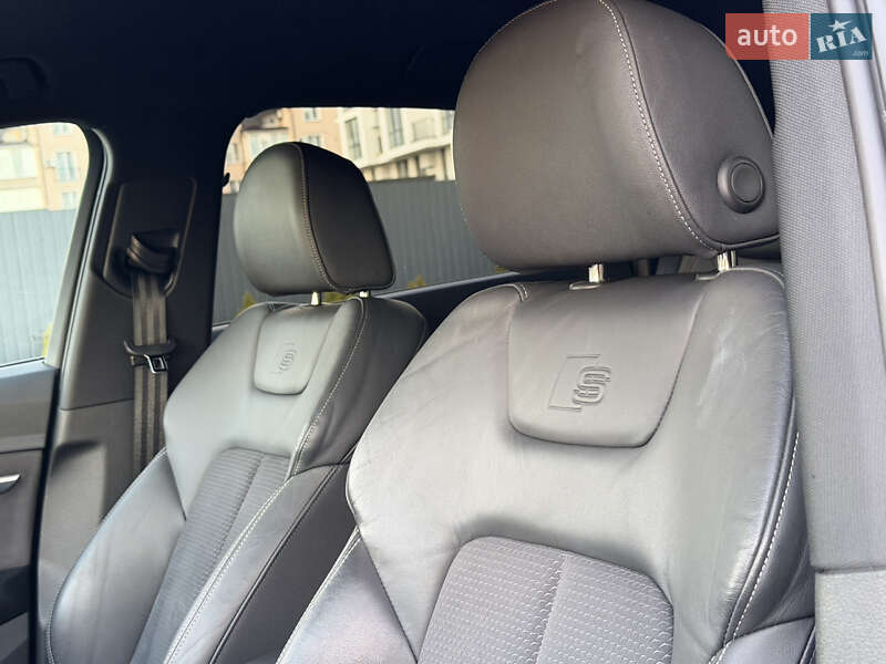 Внедорожник / Кроссовер Audi e-tron 2022 в Ужгороде