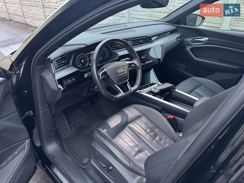 Позашляховик / Кросовер Audi e-tron 2022 в Житомирі