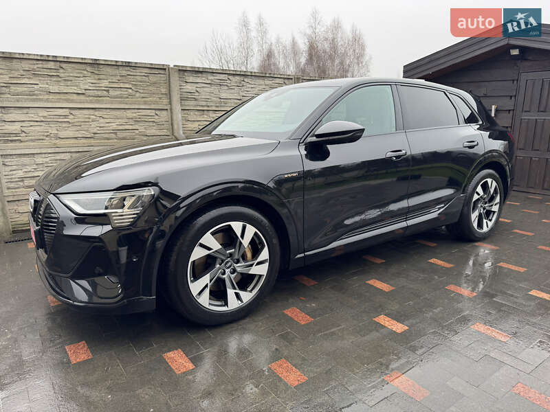 Позашляховик / Кросовер Audi e-tron 2022 в Житомирі
