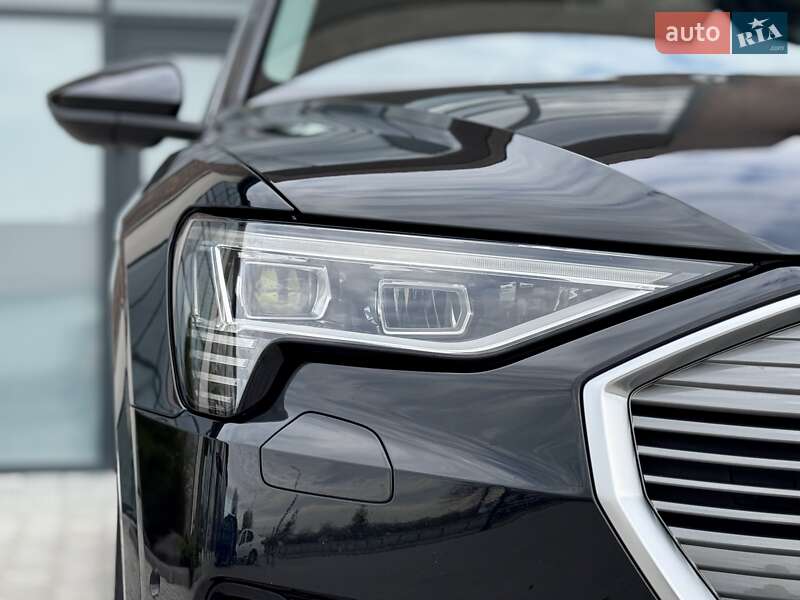 Внедорожник / Кроссовер Audi e-tron 2019 в Тернополе
