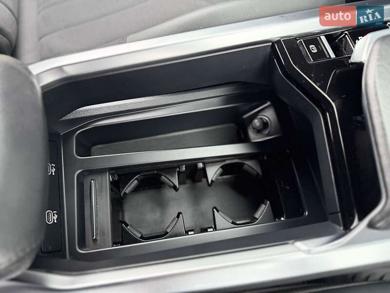 Позашляховик / Кросовер Audi e-tron 2021 в Трускавці