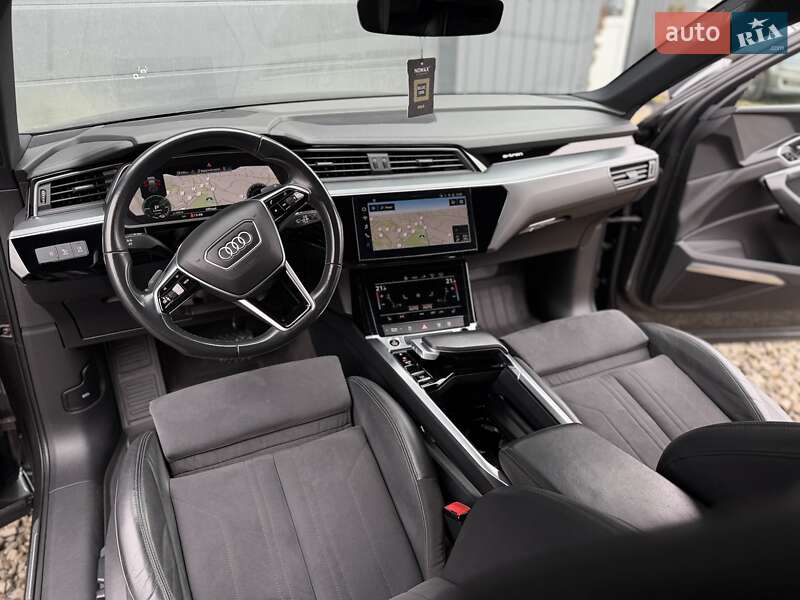 Позашляховик / Кросовер Audi e-tron 2021 в Трускавці