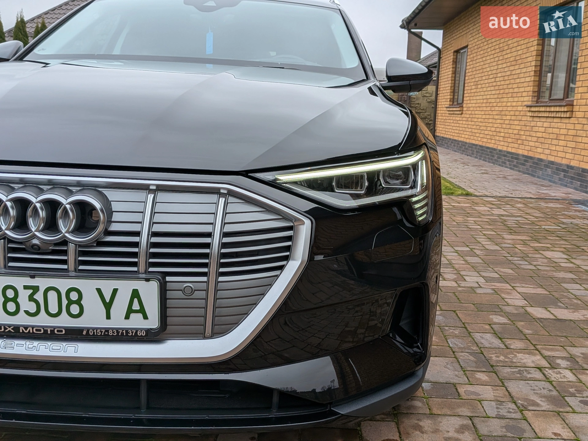 2021 Audi e-tron - мініатюра 12