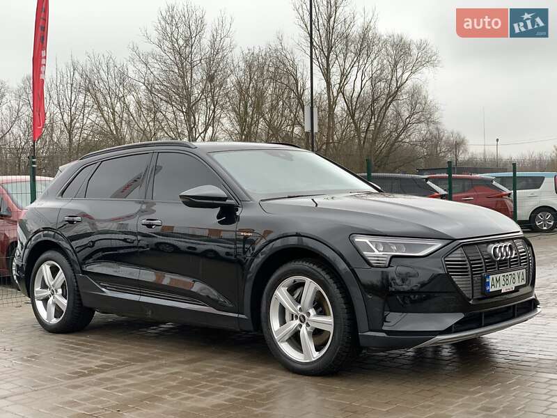 Внедорожник / Кроссовер Audi e-tron 2022 в Бердичеве