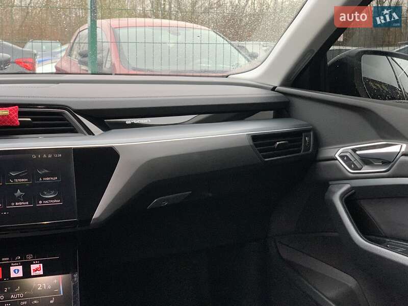 Внедорожник / Кроссовер Audi e-tron 2022 в Бердичеве