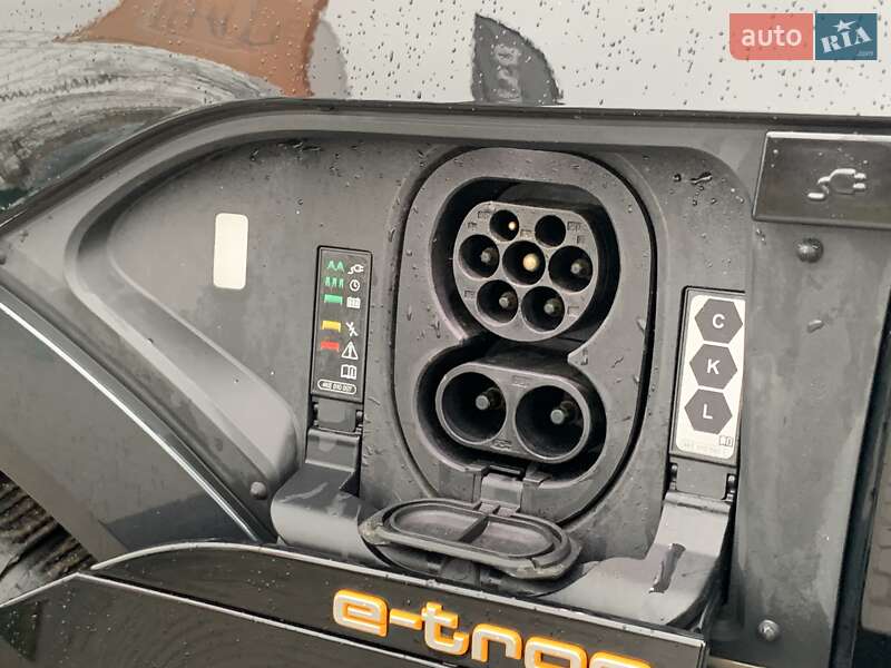 Внедорожник / Кроссовер Audi e-tron 2022 в Бердичеве
