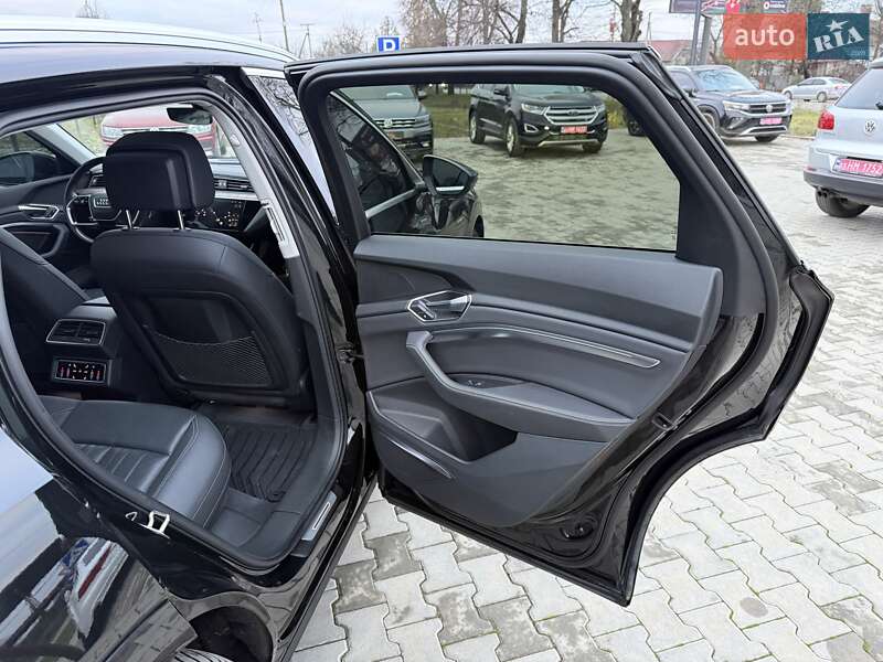 Внедорожник / Кроссовер Audi e-tron 2019 в Ужгороде фото 34 Внедорожник / Кроссовер Audi e-tron 2019 в Ужгороде