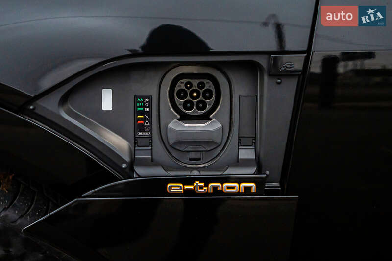 Внедорожник / Кроссовер Audi e-tron 2020 в Луцке фото 35 Внедорожник / Кроссовер Audi e-tron 2020 в Луцке