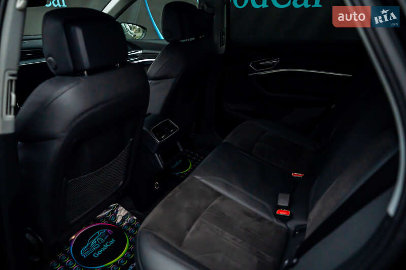 Внедорожник / Кроссовер Audi e-tron 2020 в Луцке фото 43 Внедорожник / Кроссовер Audi e-tron 2020 в Луцке