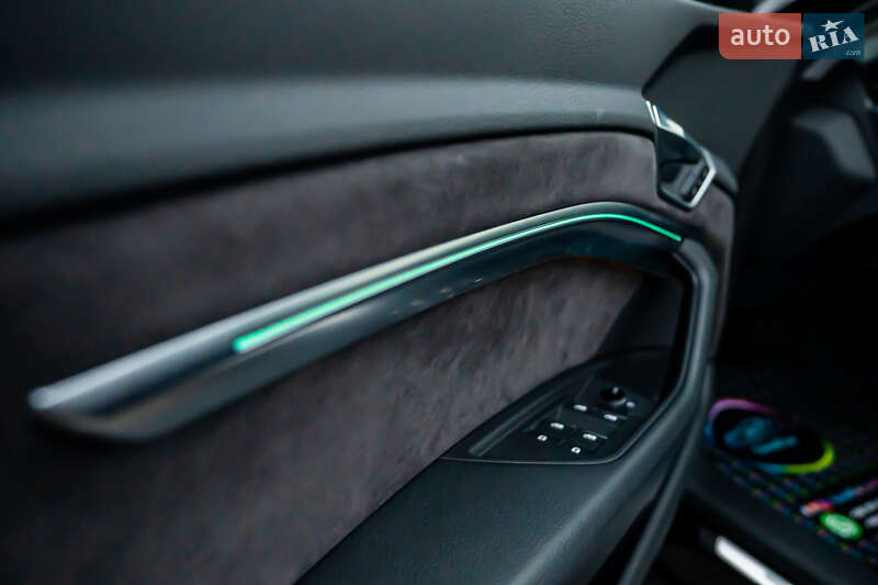 Внедорожник / Кроссовер Audi e-tron 2020 в Луцке фото 57 Внедорожник / Кроссовер Audi e-tron 2020 в Луцке