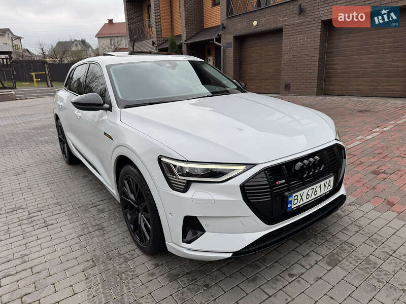 Внедорожник / Кроссовер Audi e-tron 2023 в Хмельницком