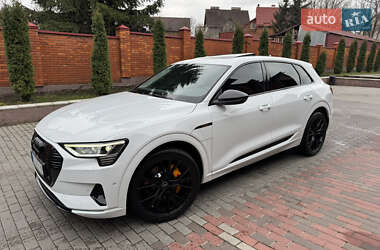 Внедорожник / Кроссовер Audi e-tron 2023 в Хмельницком
