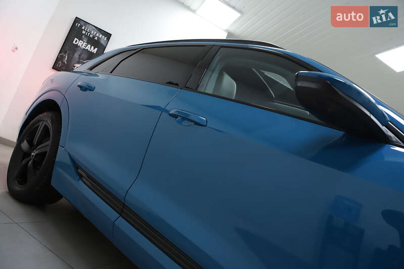 Внедорожник / Кроссовер Audi e-tron 2019 в Дрогобыче