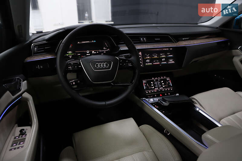 Внедорожник / Кроссовер Audi e-tron 2019 в Дрогобыче