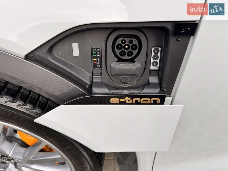 Внедорожник / Кроссовер Audi e-tron 2023 в Хмельницком