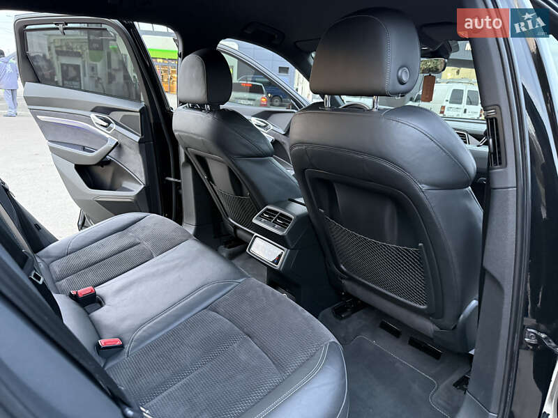 Позашляховик / Кросовер Audi e-tron 2019 в Дрогобичі