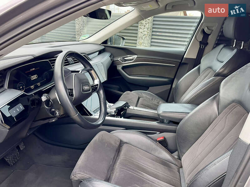 Позашляховик / Кросовер Audi e-tron 2019 в Дрогобичі фото 6 Позашляховик / Кросовер Audi e-tron 2019 в Дрогобичі