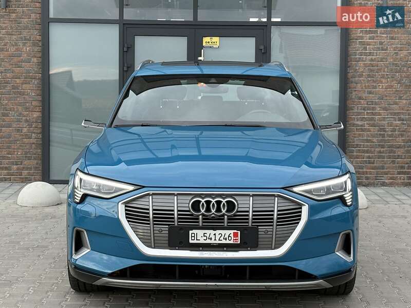 Внедорожник / Кроссовер Audi e-tron 2019 в Тернополе