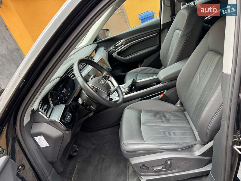 Внедорожник / Кроссовер Audi e-tron 2021 в Ровно фото 15 Внедорожник / Кроссовер Audi e-tron 2021 в Ровно