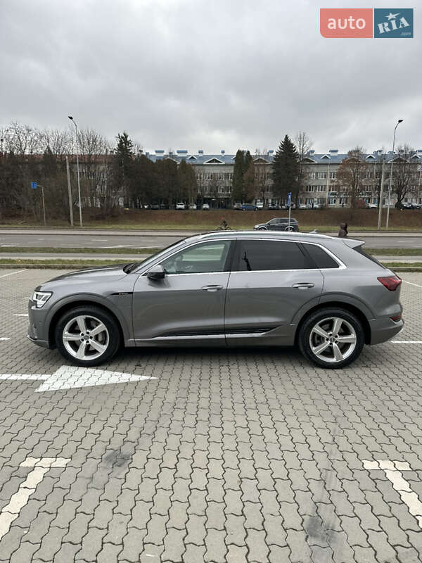 Внедорожник / Кроссовер Audi e-tron 2022 в Львове фото 6 Внедорожник / Кроссовер Audi e-tron 2022 в Львове