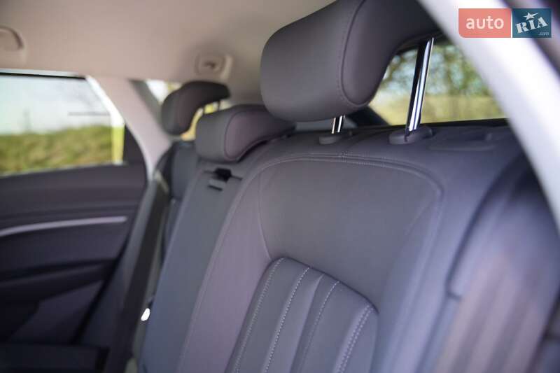 Внедорожник / Кроссовер Audi e-tron 2022 в Дубно фото 43 Внедорожник / Кроссовер Audi e-tron 2022 в Дубно