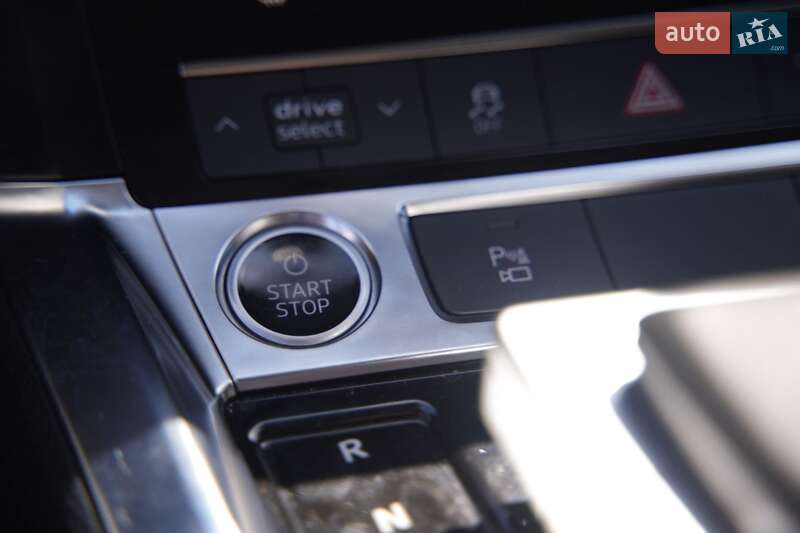 Внедорожник / Кроссовер Audi e-tron 2022 в Дубно фото 33 Внедорожник / Кроссовер Audi e-tron 2022 в Дубно