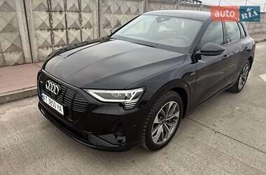 Внедорожник / Кроссовер Audi e-tron 2021 в Ивано-Франковске