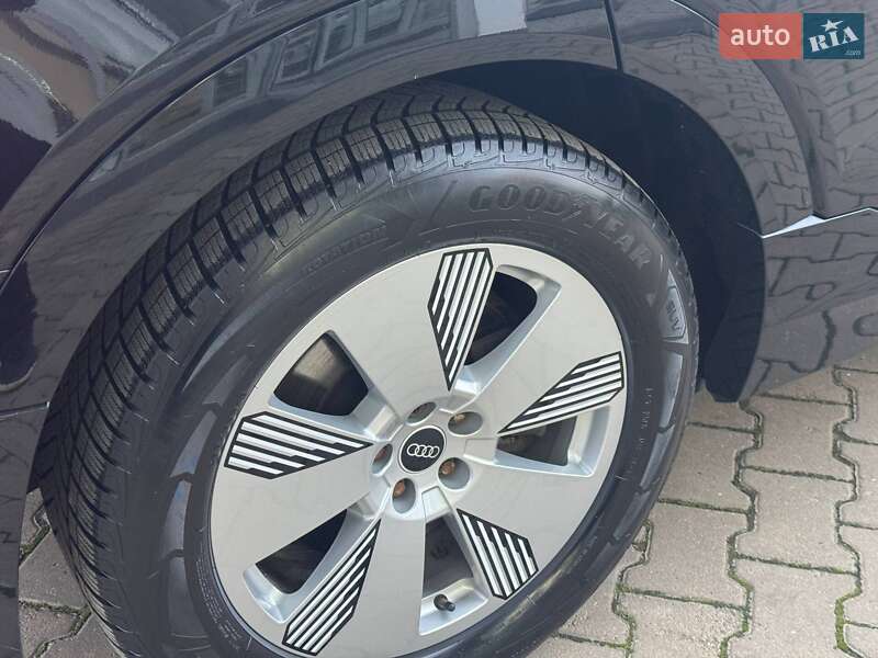 Внедорожник / Кроссовер Audi e-tron 2019 в Черновцах фото 28 Внедорожник / Кроссовер Audi e-tron 2019 в Черновцах