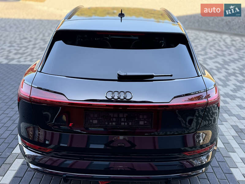 Внедорожник / Кроссовер Audi e-tron 2022 в Львове