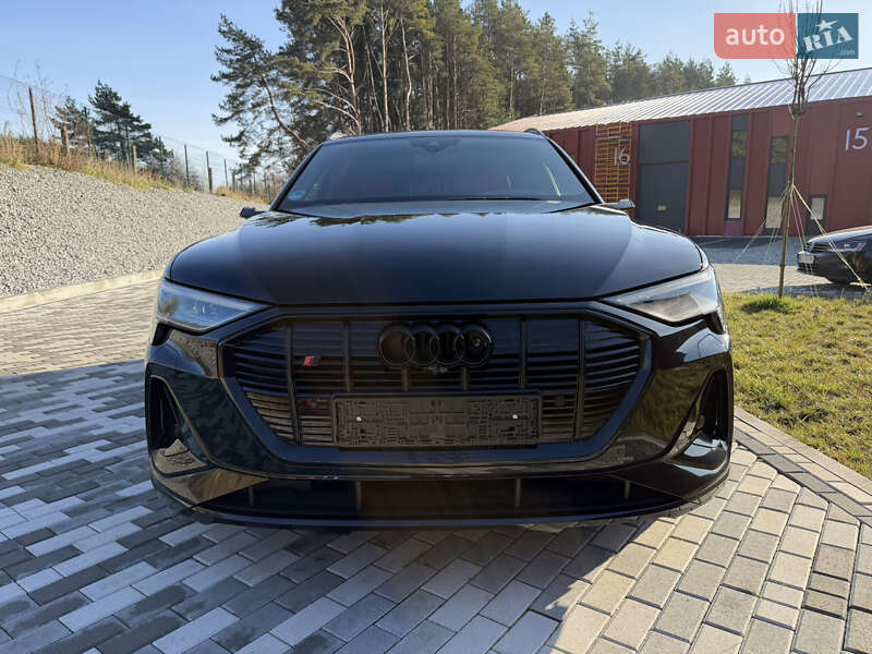 Внедорожник / Кроссовер Audi e-tron 2022 в Львове