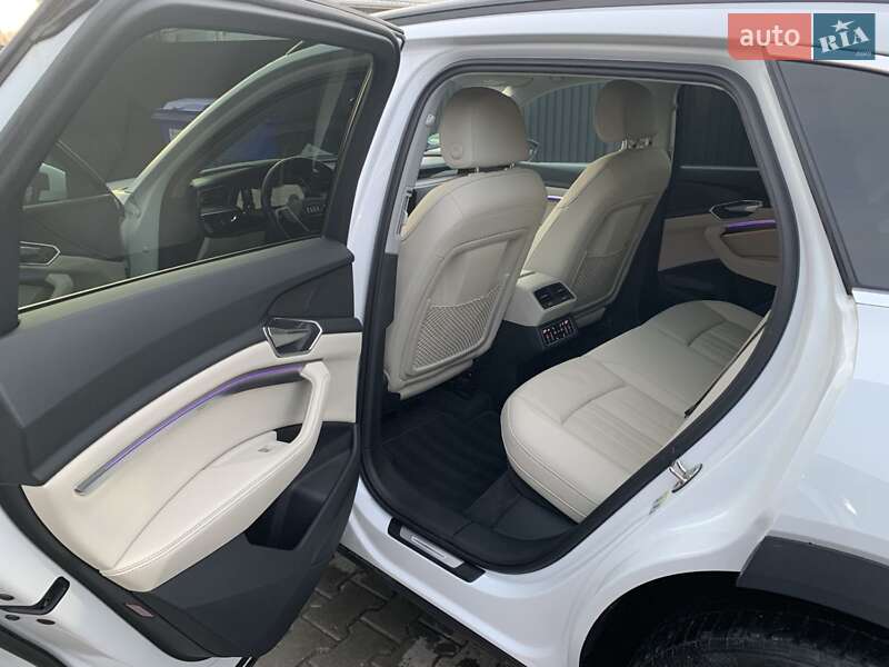 Внедорожник / Кроссовер Audi e-tron 2020 в Львове фото 21 Внедорожник / Кроссовер Audi e-tron 2020 в Львове