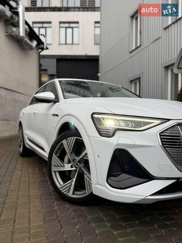 Внедорожник / Кроссовер Audi e-tron 2020 в Тернополе фото 14 Внедорожник / Кроссовер Audi e-tron 2020 в Тернополе